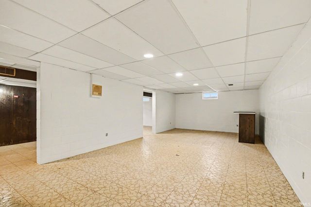 23456 Greenleaf Boulevard, Elkhart, IN 46514