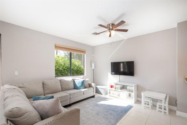 1638 SW 33rd Court, Fort Lauderdale, FL 33315