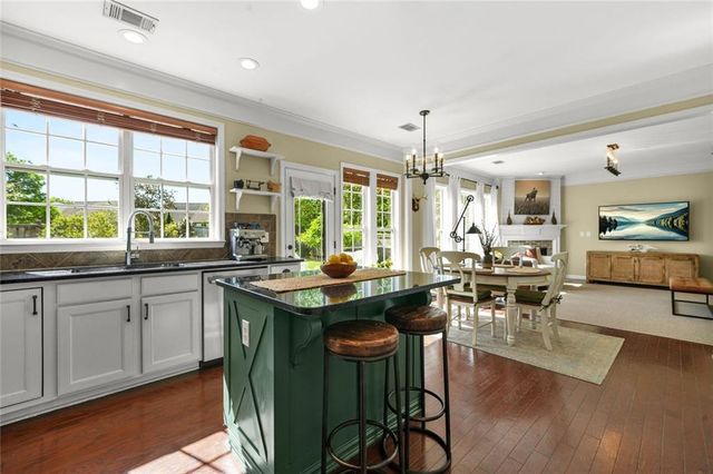 721 Berkeley Terrace, Canton, GA 30115