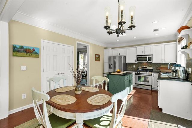 721 Berkeley Terrace, Canton, GA 30115