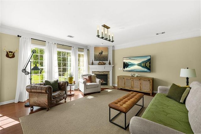 721 Berkeley Terrace, Canton, GA 30115