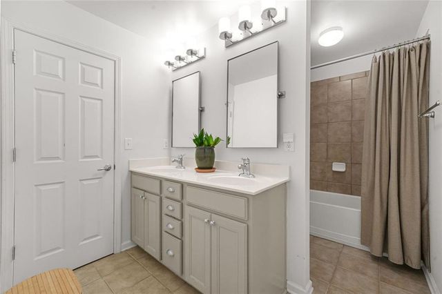 721 Berkeley Terrace, Canton, GA 30115