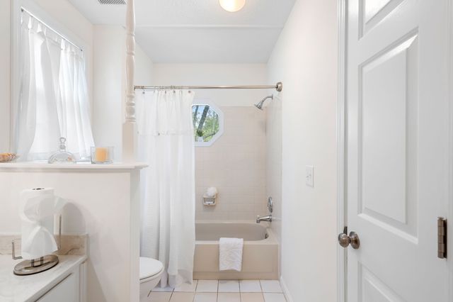 215 Devrow Ct, Franklin, TN 37064