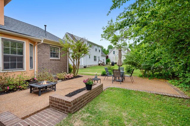 215 Devrow Ct, Franklin, TN 37064