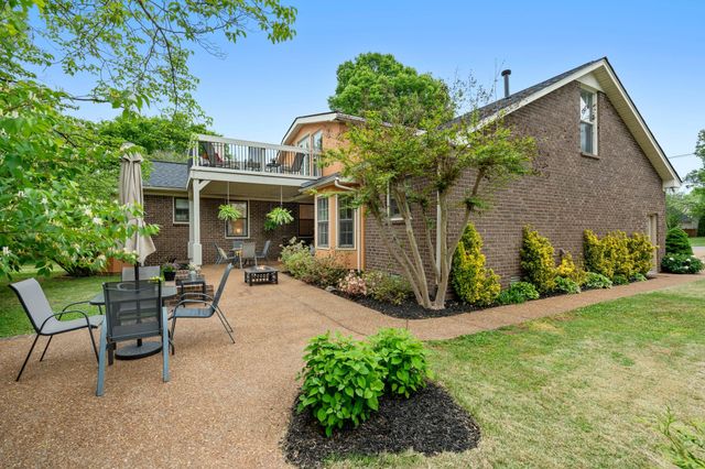 215 Devrow Ct, Franklin, TN 37064