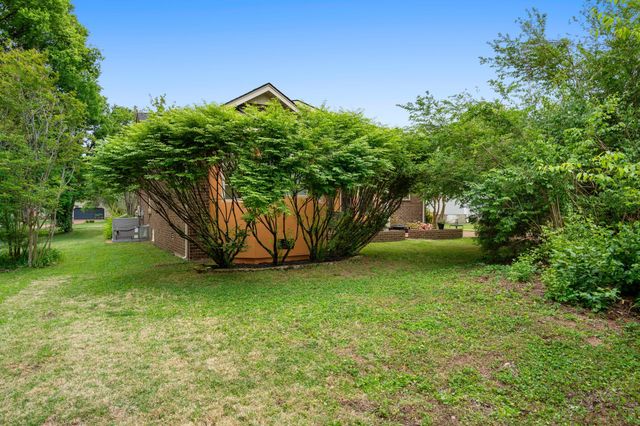 215 Devrow Ct, Franklin, TN 37064