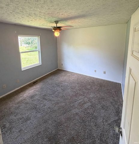 163 J Hunter Drive, Bedford, IN 47421
