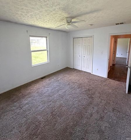 163 J Hunter Drive, Bedford, IN 47421