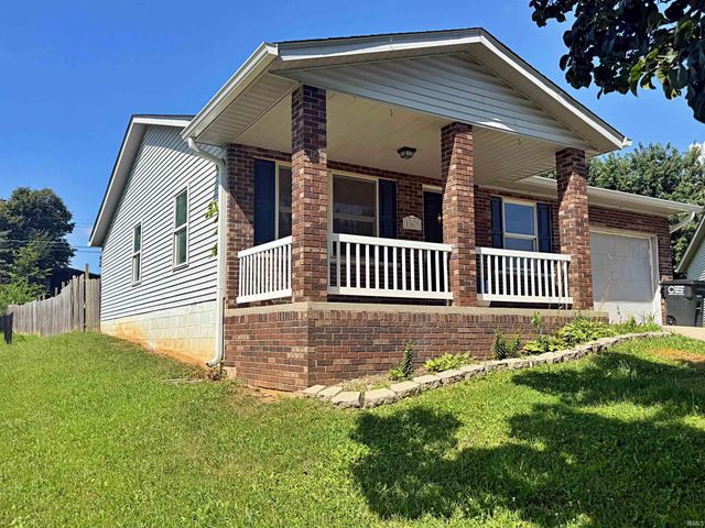 163 J Hunter Drive, Bedford, IN 47421