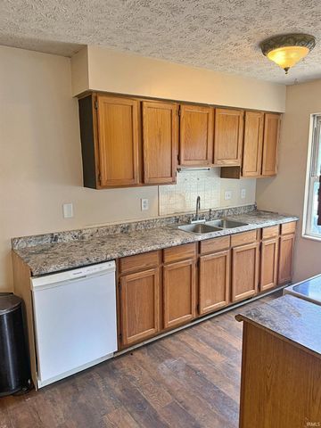163 J Hunter Drive, Bedford, IN 47421
