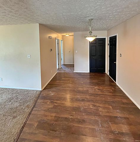 163 J Hunter Drive, Bedford, IN 47421