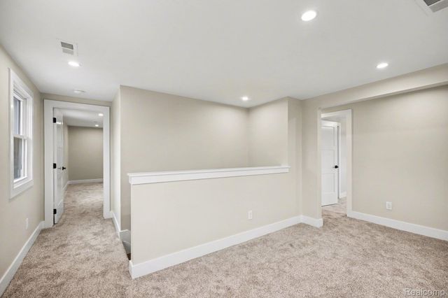327 Normandy Road, Royal Oak, MI 48073