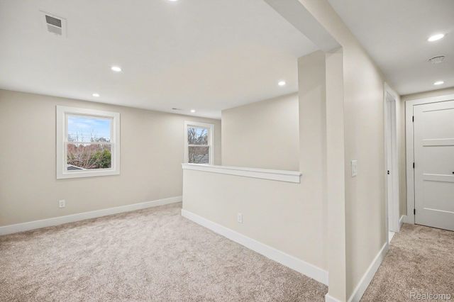 327 Normandy Road, Royal Oak, MI 48073