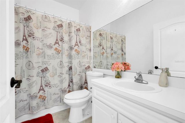 2735 BERKFORD CIRCLE, Lakeland, FL 33810