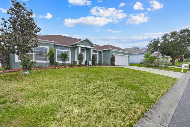 2735 BERKFORD CIRCLE, Lakeland, FL 33810