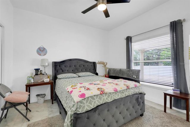 2735 BERKFORD CIRCLE, Lakeland, FL 33810