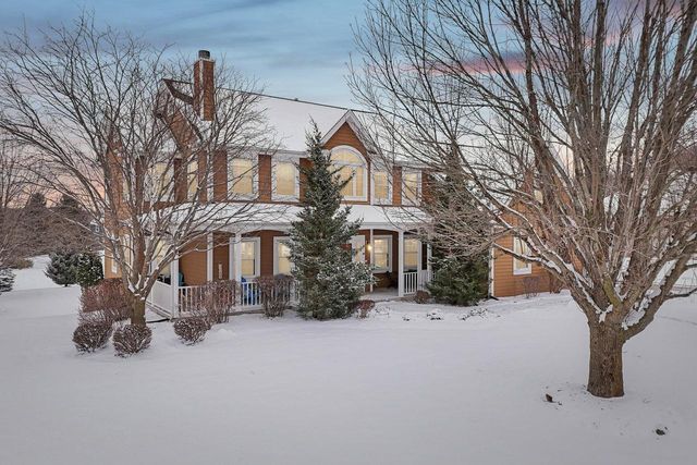 W291N4174 Prairie Wind CIRCLE S, Pewaukee, WI 53072