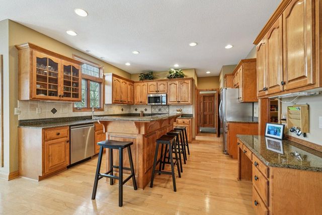 W291N4174 Prairie Wind CIRCLE S, Pewaukee, WI 53072