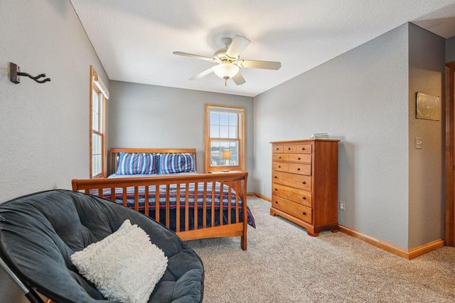 W291N4174 Prairie Wind CIRCLE S, Pewaukee, WI 53072