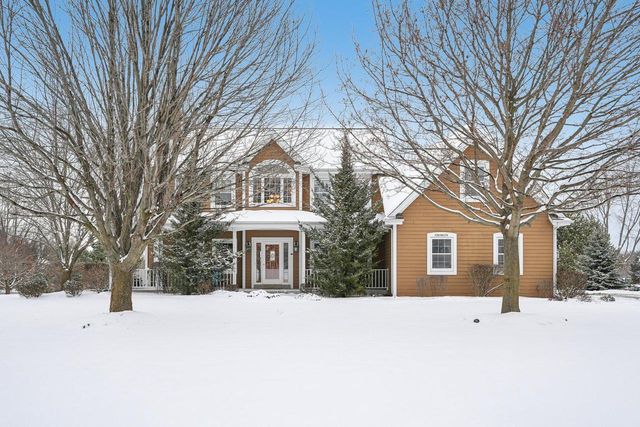 W291N4174 Prairie Wind CIRCLE S, Pewaukee, WI 53072