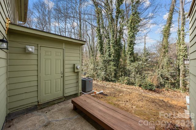 4051 Briarhill Drive, Charlotte, NC 28215