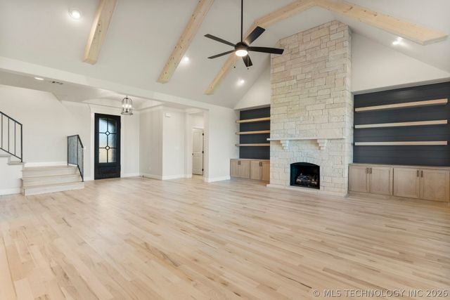 103 W 164th Place S, Glenpool, OK 74033