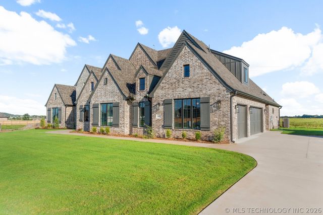 103 W 164th Place S, Glenpool, OK 74033