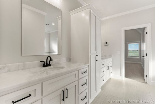 103 W 164th Place S, Glenpool, OK 74033