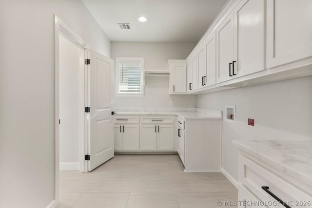 103 W 164th Place S, Glenpool, OK 74033