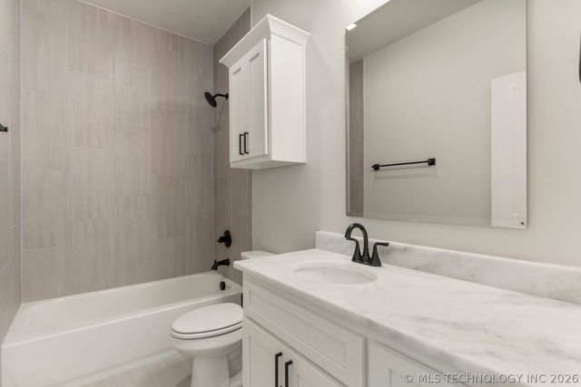 103 W 164th Place S, Glenpool, OK 74033