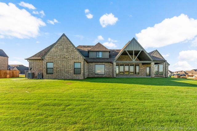 103 W 164th Place S, Glenpool, OK 74033