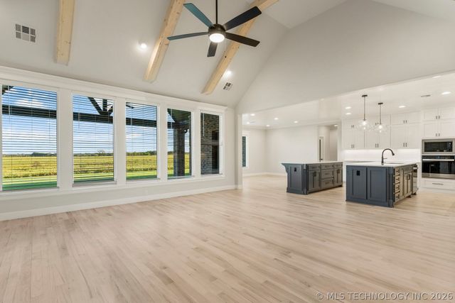 103 W 164th Place S, Glenpool, OK 74033