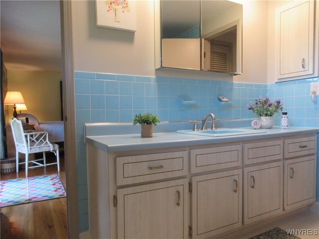 4700 Newton Road, Hamburg, NY 14075