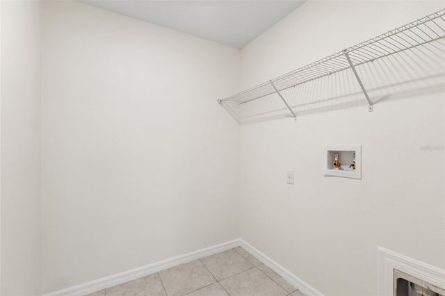 7310 PEARLY EVERLASTING AVENUE, Tampa, FL 33619