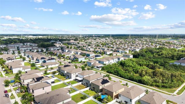 7310 PEARLY EVERLASTING AVENUE, Tampa, FL 33619