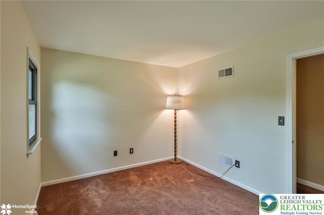 142 Aspen Drive, Upper Macungie Twp, PA 18104