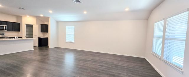 2121 Basil Avenue, Anna, TX 75409