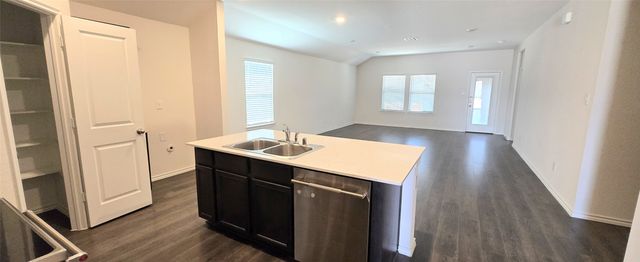2121 Basil Avenue, Anna, TX 75409