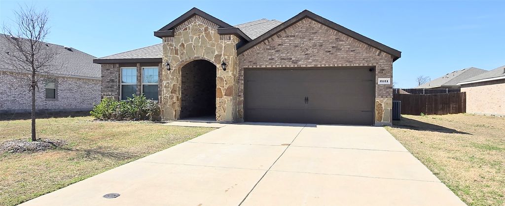 2121 Basil Avenue, Anna, TX 75409