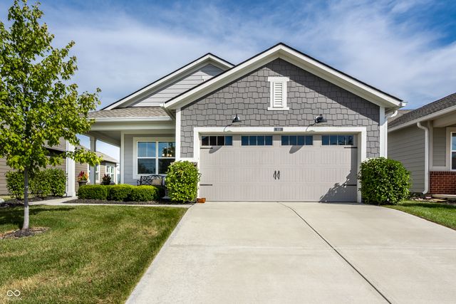 818 Ehrlich Lane, Westfield, IN 46074