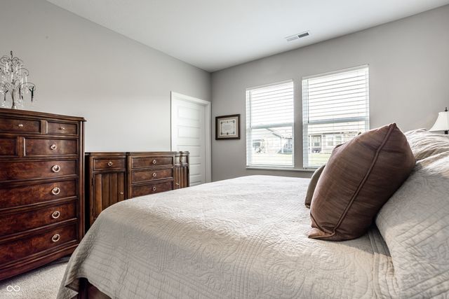 818 Ehrlich Lane, Westfield, IN 46074