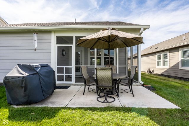 818 Ehrlich Lane, Westfield, IN 46074