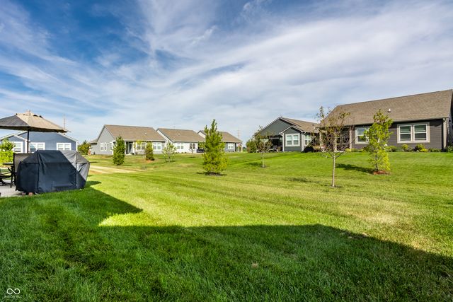 818 Ehrlich Lane, Westfield, IN 46074