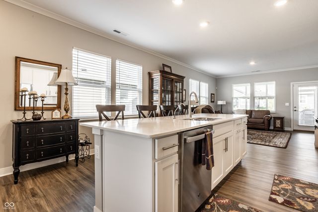 818 Ehrlich Lane, Westfield, IN 46074