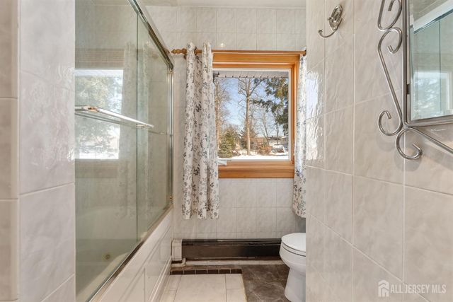 786 Wood Avenue, Colonia, NJ 07067