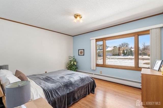 786 Wood Avenue, Colonia, NJ 07067