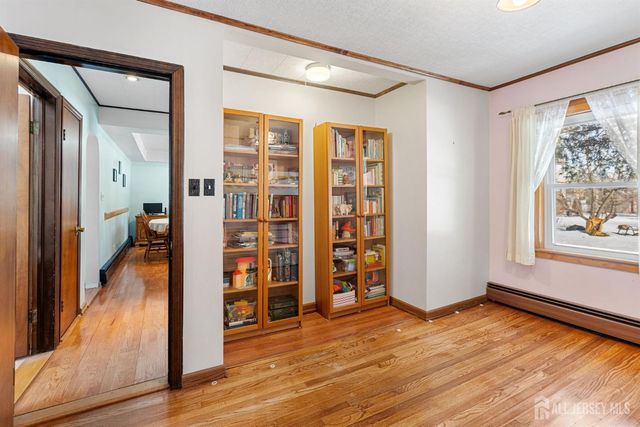 786 Wood Avenue, Colonia, NJ 07067