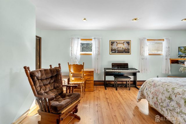 786 Wood Avenue, Colonia, NJ 07067