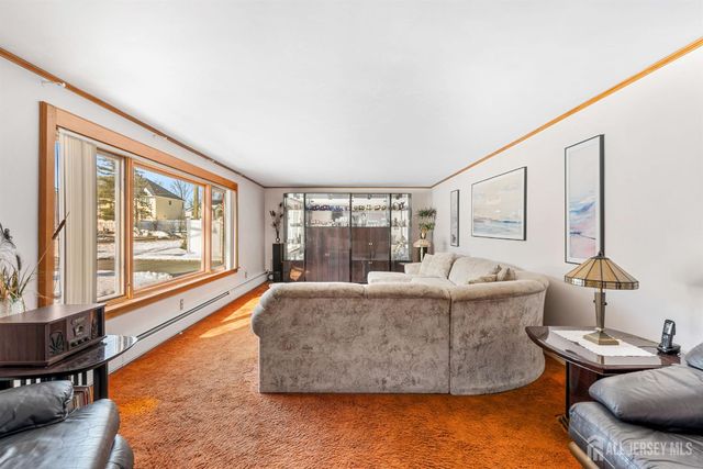 786 Wood Avenue, Colonia, NJ 07067