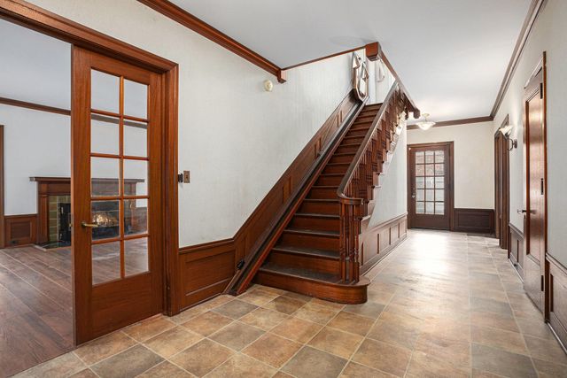 94 Chestnut Street, Battle Creek, MI 49017